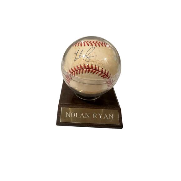 Nolan Ryan Autograph Baseball with Display Case - Picture 1 of 3